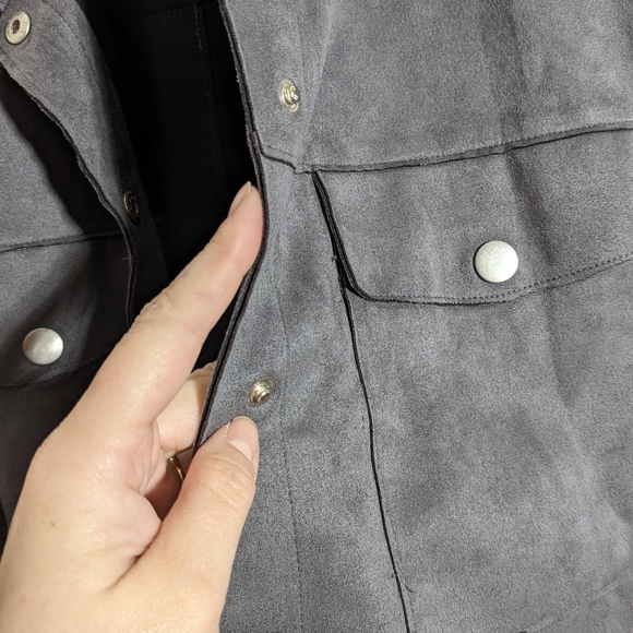 Grey suede jacket - Picture 2 of 4